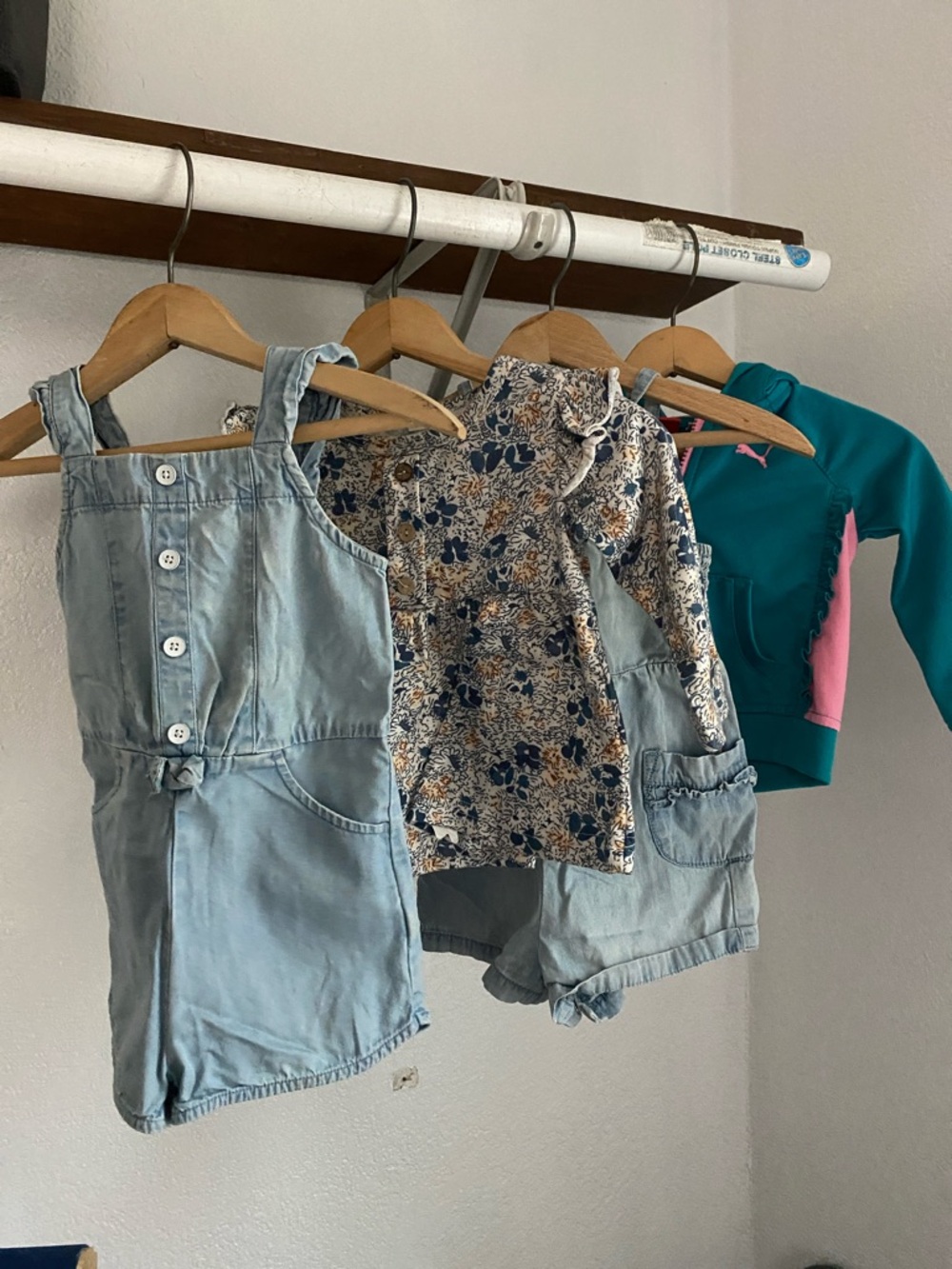 Girls 18m lot: rompers, two outfits, jeans, shoes